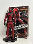 Фигурка Hot toys Deadpool mms746 Дедпул + золоті пістолети