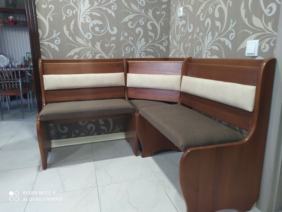 Стіл, стол, стіл кухонний, куточок кухонний, уголок кухонний