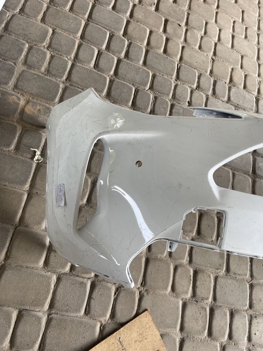 Бампер тойота yaris