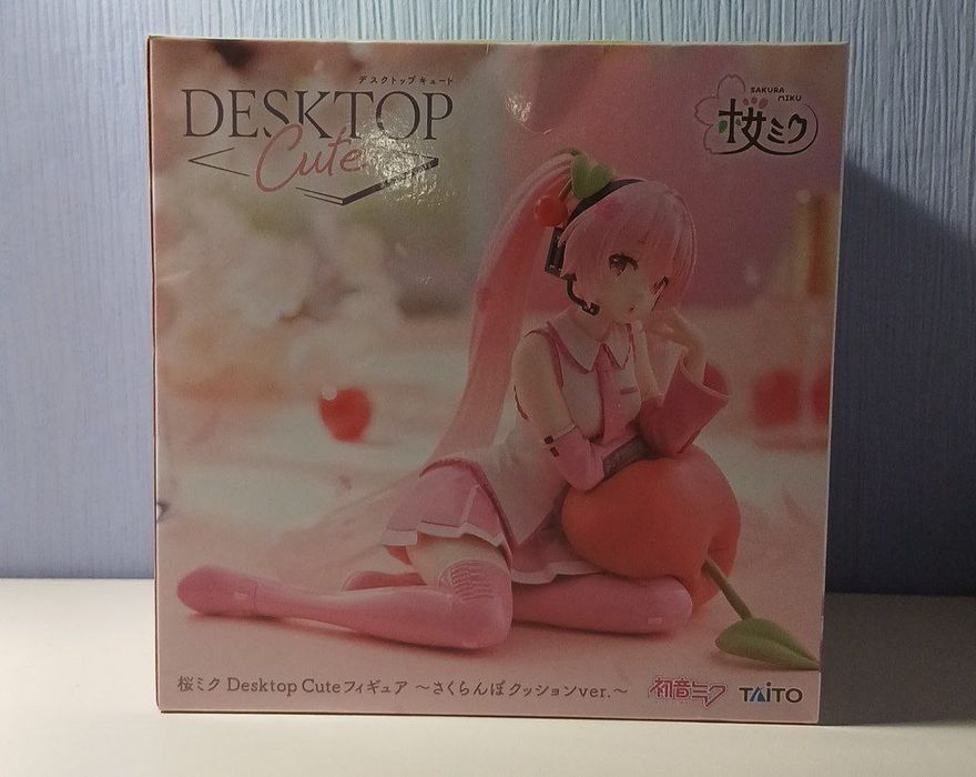 Срочно продам аніме фігурку хатцуне міку ОРИГІНАЛ