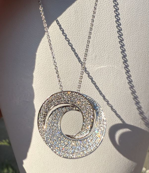 До чорноі пятниці! Колье з підвісом та діамантами, Італія, 585 проба