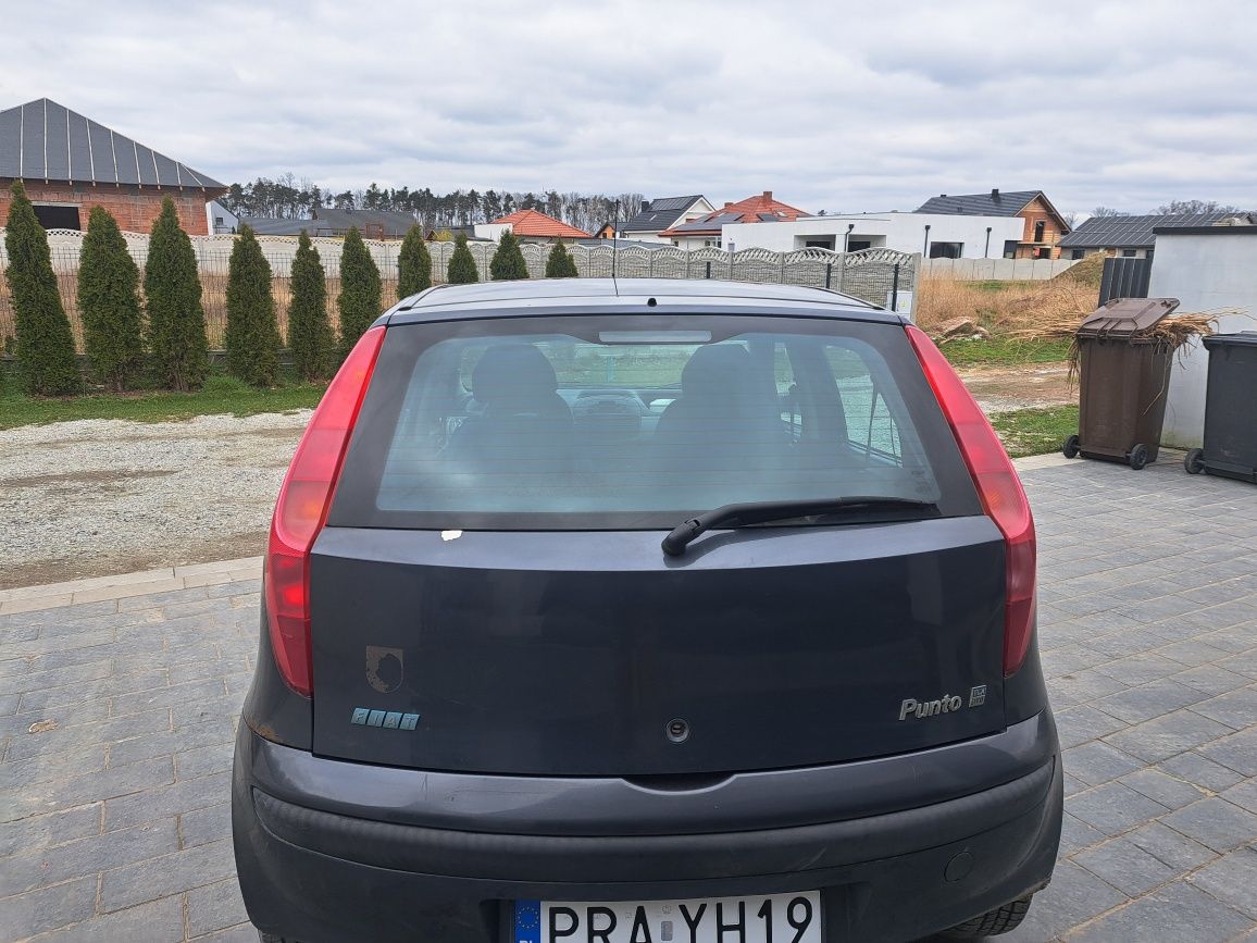 Sprzedam fiat punto 1.9 jtd..