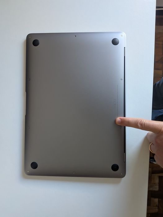 MacBook air 2019 8GB i5 avariado