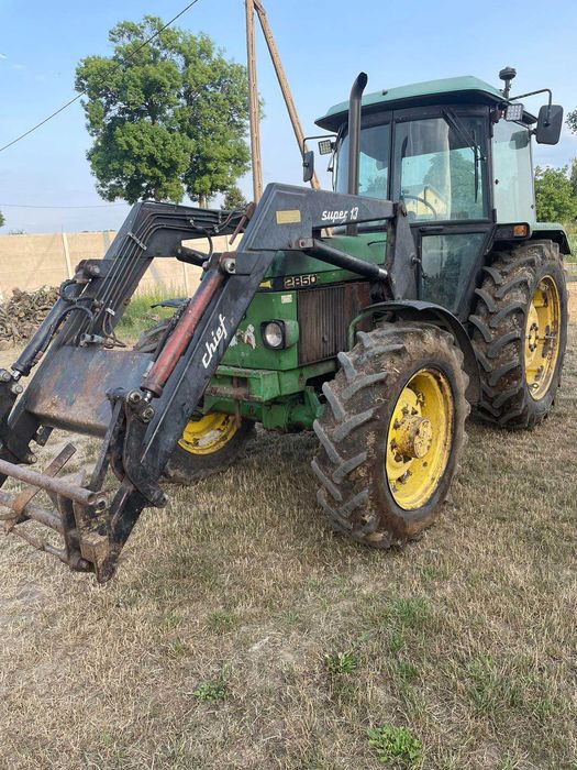 Ciągnik John deere 2850