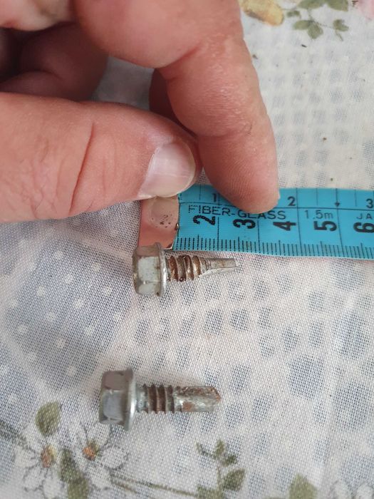 Parafusos auto perfurantes