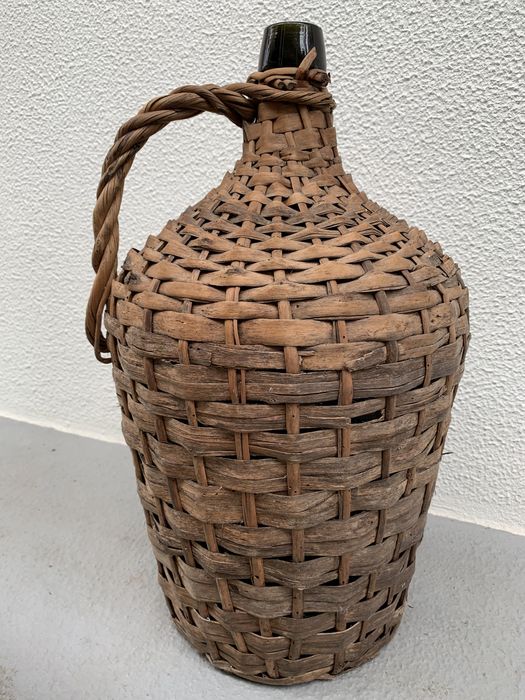 Garrafão antigo empalhado 10 Litros em vidro verde “Palhinhas”