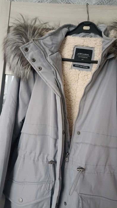 Продам парку стан нової. Всі деталі за номером. Р 48-50