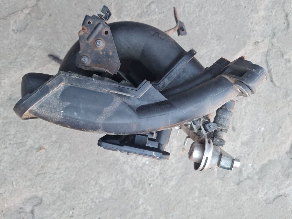 Kolektor ssący BMW E36 E39 E46 benzyna M 52 tu