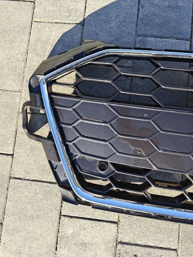 Решетка решітка радіатора ауди а4 Б9 Audi A4 B9 8w0853651eb