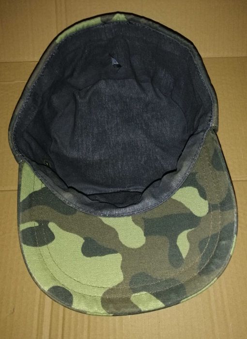 Спецодяг для охоронника: Костюм темносинього кольору, Рубашки блакитні