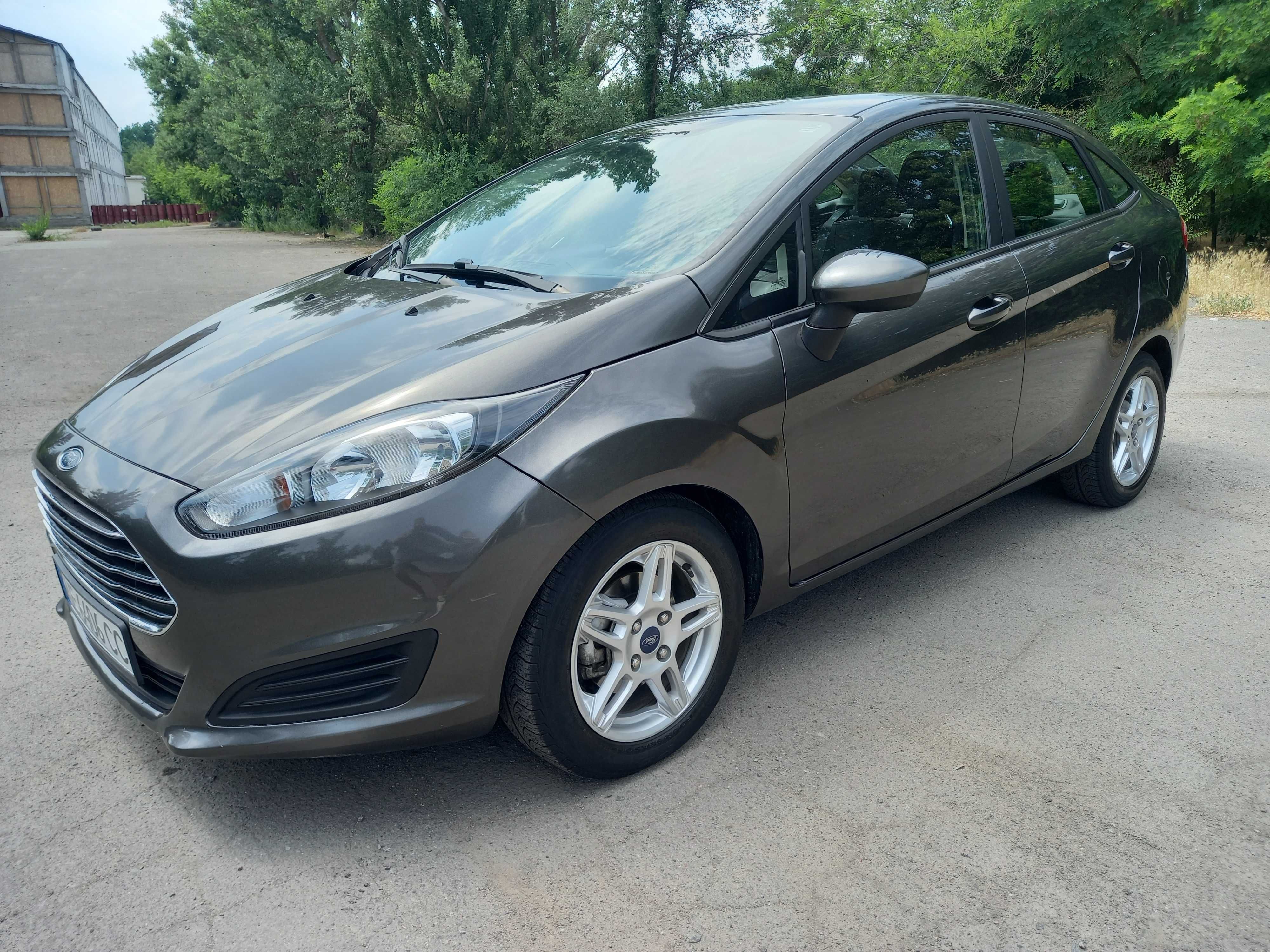 Ford Fiesta 2017 г. 1.6 бензин Автомат!