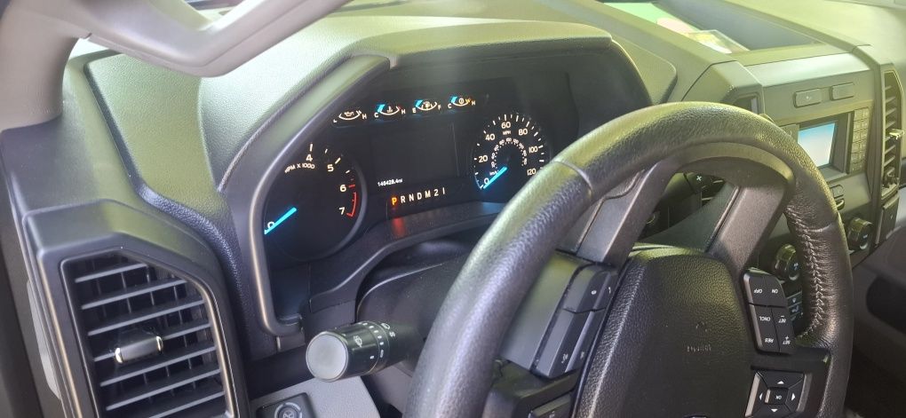Witam sprzedam fajnego forda f150