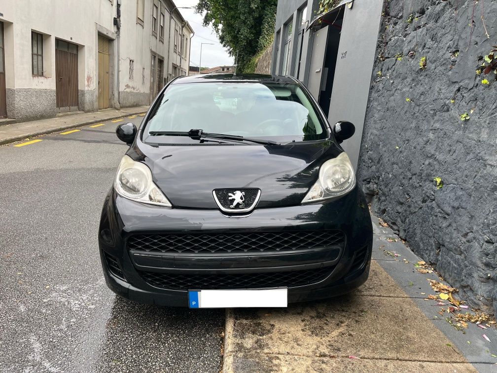 Peugeot 107 1.0 Gasolina 2011