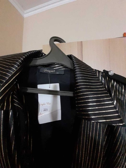 Продам нарядное платье