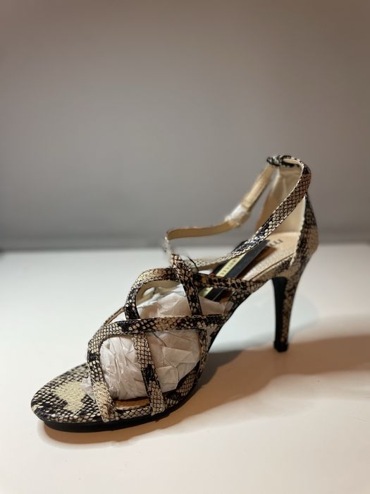 Monnari sandały na obcasie rozm 39 NOWE