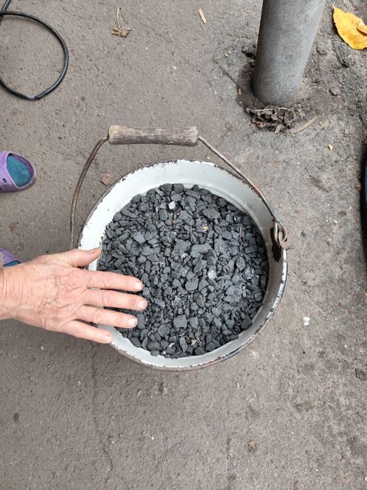 Антрацит, вугілля семечка.