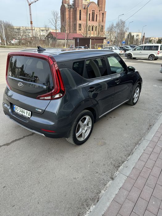 Продам електромобіль Kia Soul EV 2019 рік кіа соул електричка електро