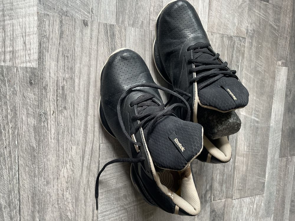 Buty Reebok easytone size38