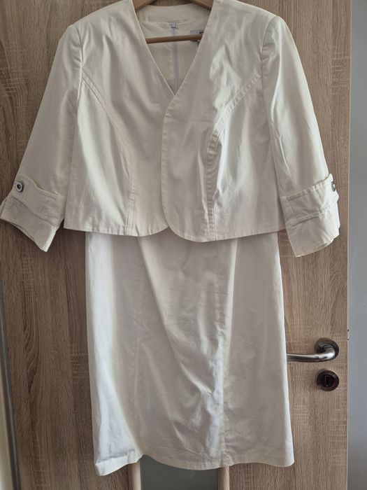 Sukienka z bolerkiem