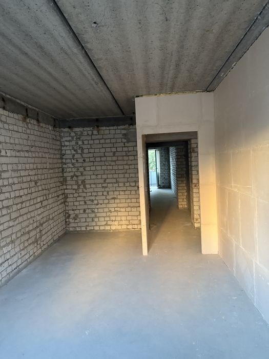 Продам велику 3-х кімнатну квартиру,вулиця С.Петлюри 21 Б