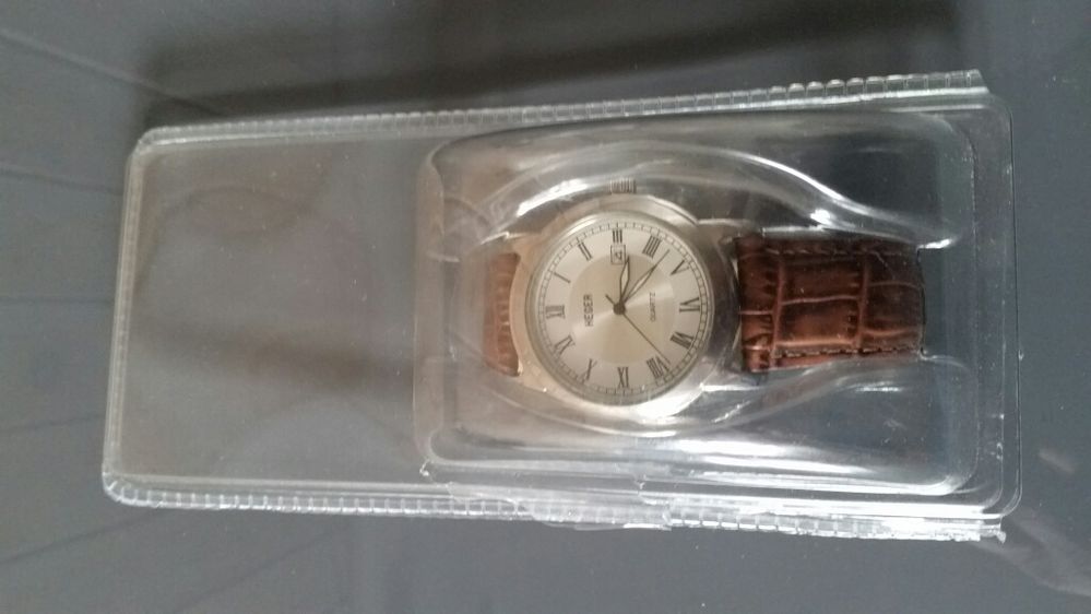 Nowy-PRZEJRZYSTY japońsk Zegarek firmy HEGER-na Skórzanej Branzolecie!