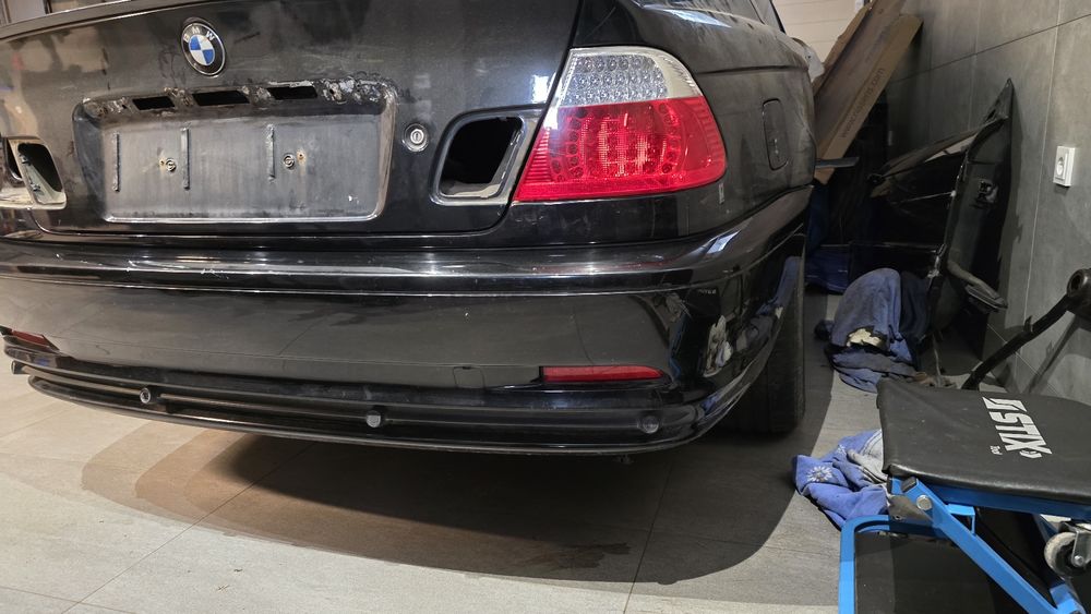 Zderzak Tył BMW E46 Coupe z czujnikami Ori 303/9 Cosmosschwarz Metalic