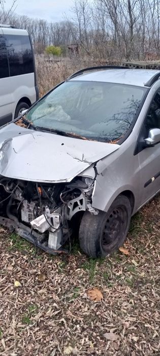 Продам Рено Клио после дтп