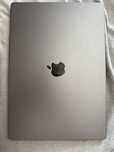 Macbook pro 16 m2 pro 12 cpu 19 gpu 16ram/512 GB