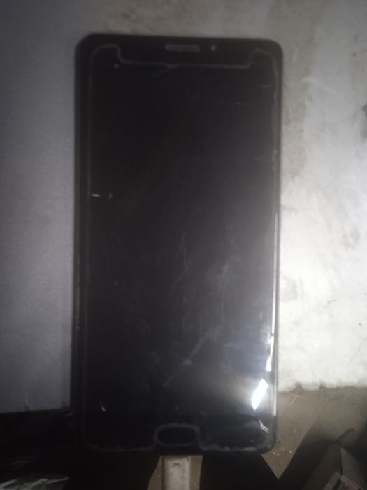 Продам Мейзу 7 про+на запчастини або під відновлення