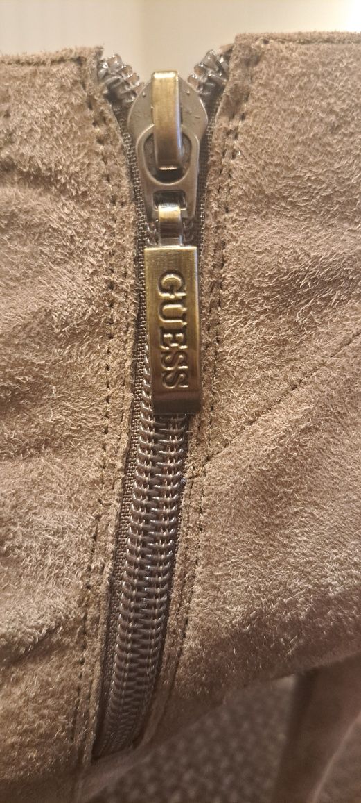 Botins Guess camurça