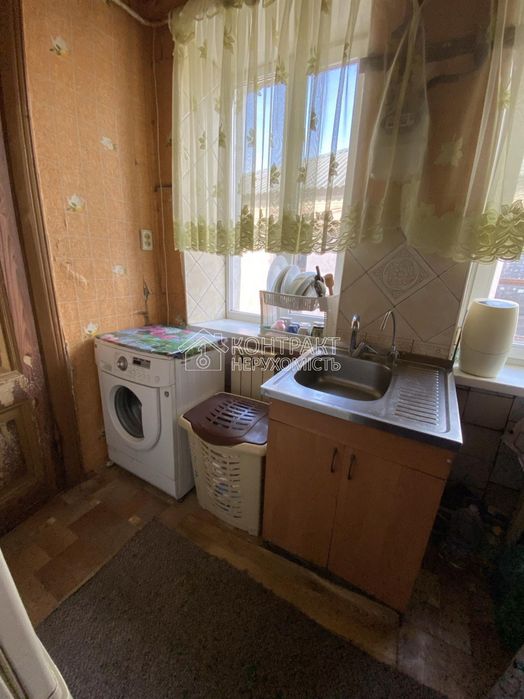 Продам 5к.кв. 76м2  пров. Столярний 5 (27 Ліцей)Москальовка ТОРГ