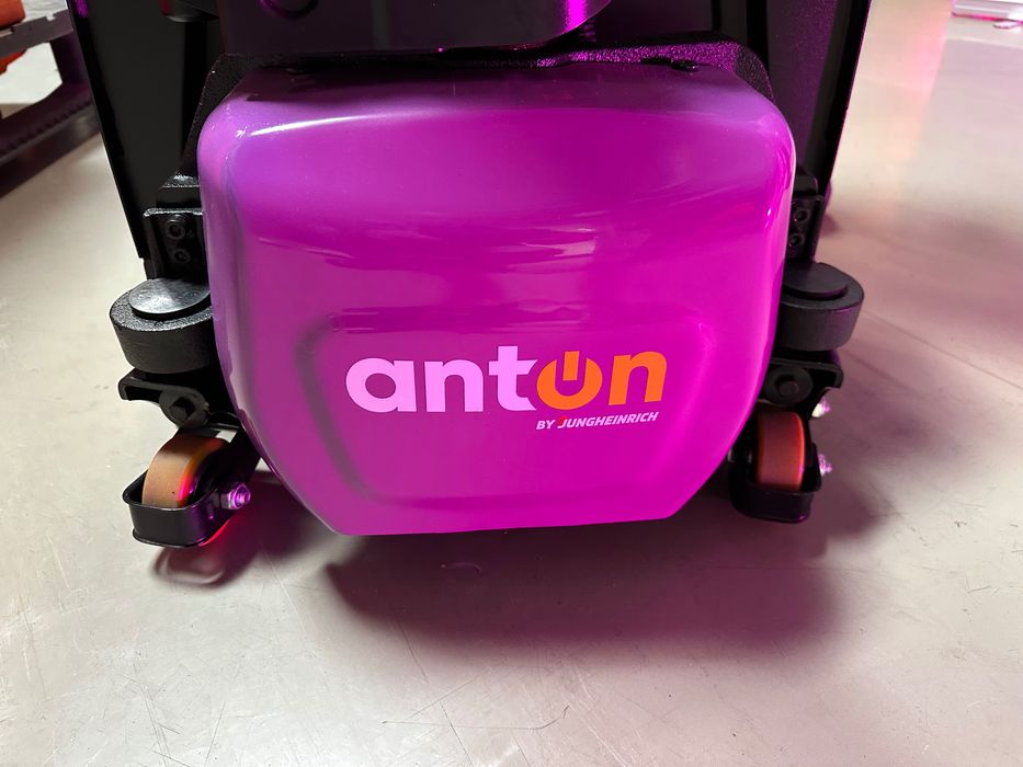 AntOn by JUNGHEINRICH Elektryczny Wózek Paletowy PTL 1.5 Bateria lion