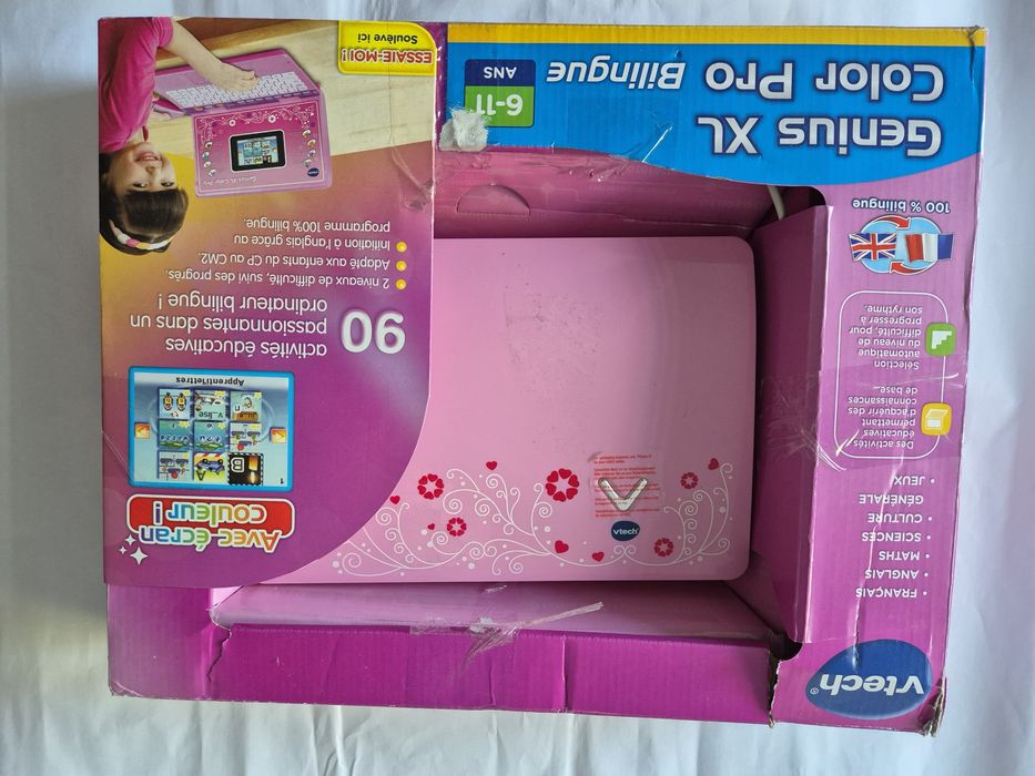 Różowy laptop edukacyjny