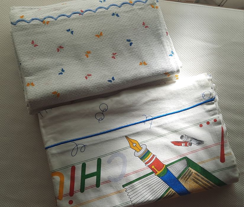 Cama criança Ikea, com estrado e colchão