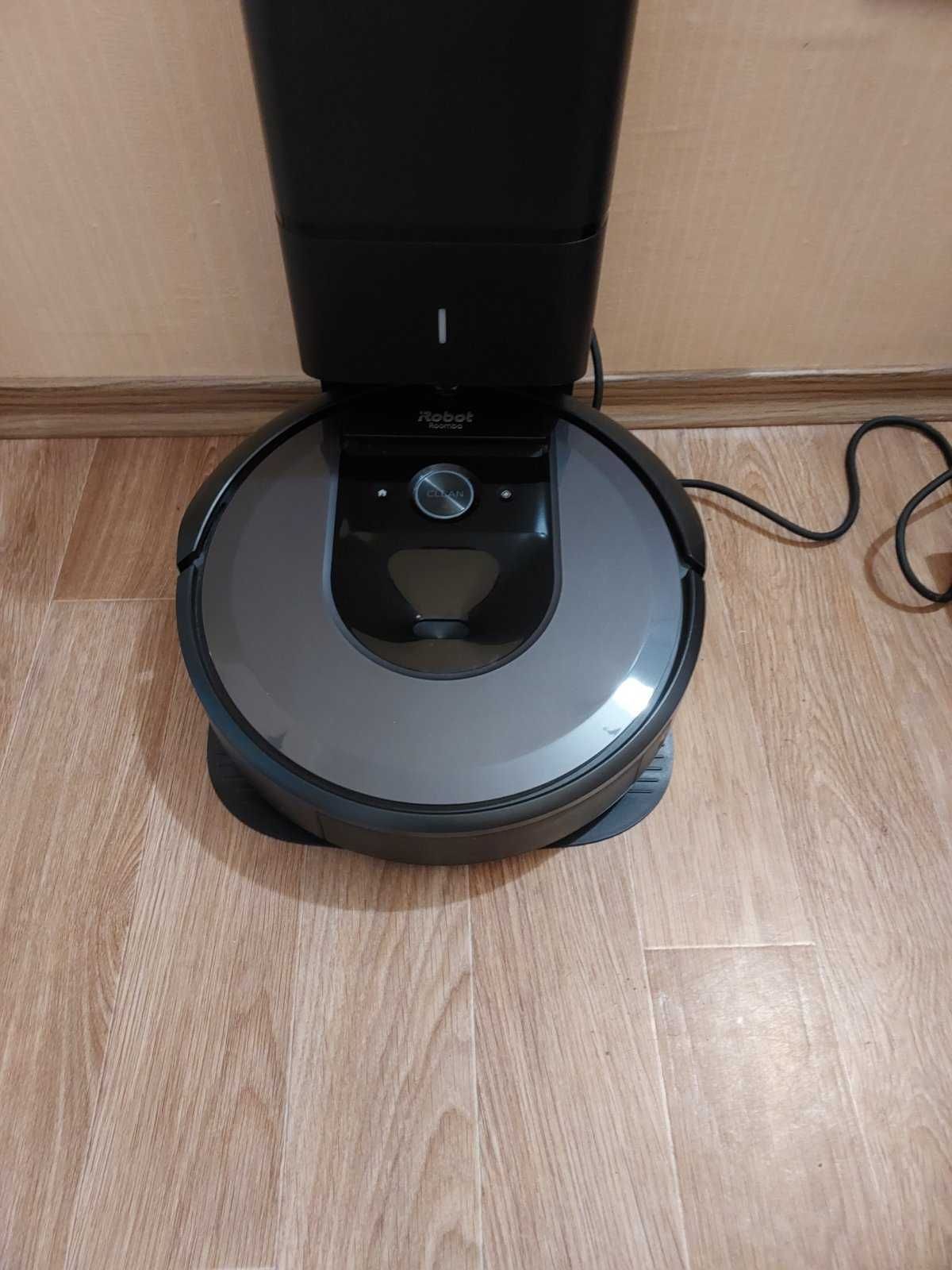 Робот пилосос iRobot Roomba i7+ 110V + Перетворювач напруги