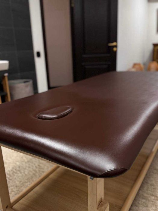 Продається дерев'яний масажний стіт