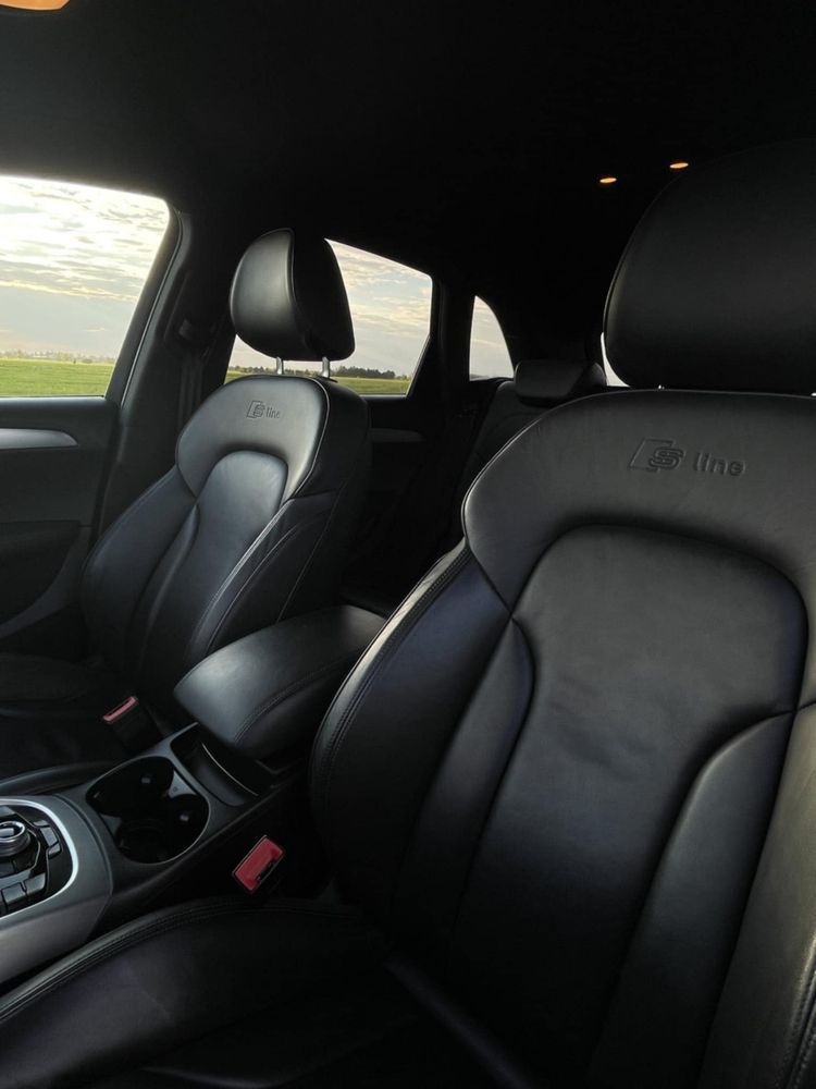 Sprzedam AUDI Q5 S-line 2.0 TDI QUATTRO
