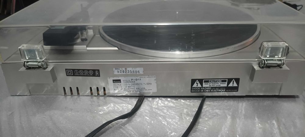 Giradiscos Sansui P -D11  Direct Drive