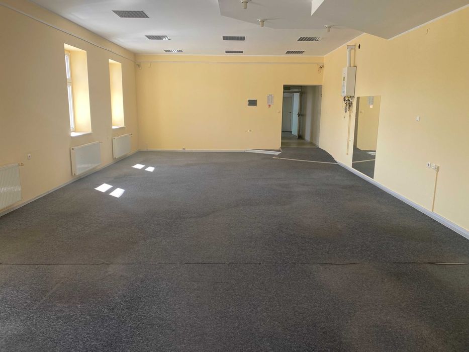 Wynajmę lokal w Elblągu w sąsiedztwie supermarketu E.leclerc