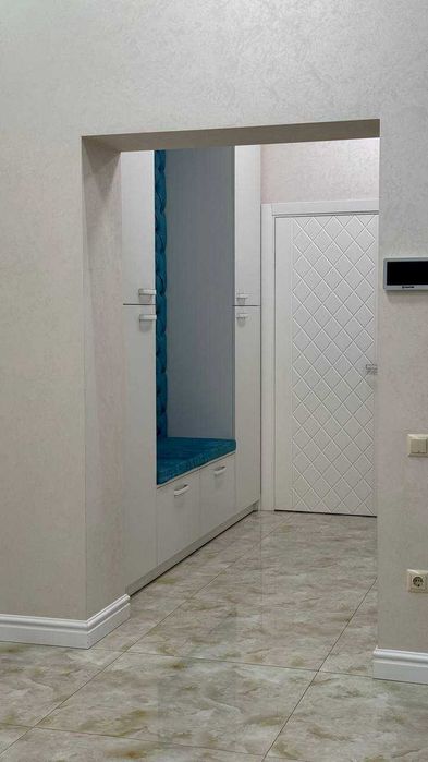 Продам будинок з гаражем та ділянкою! Район Щасливого!!!