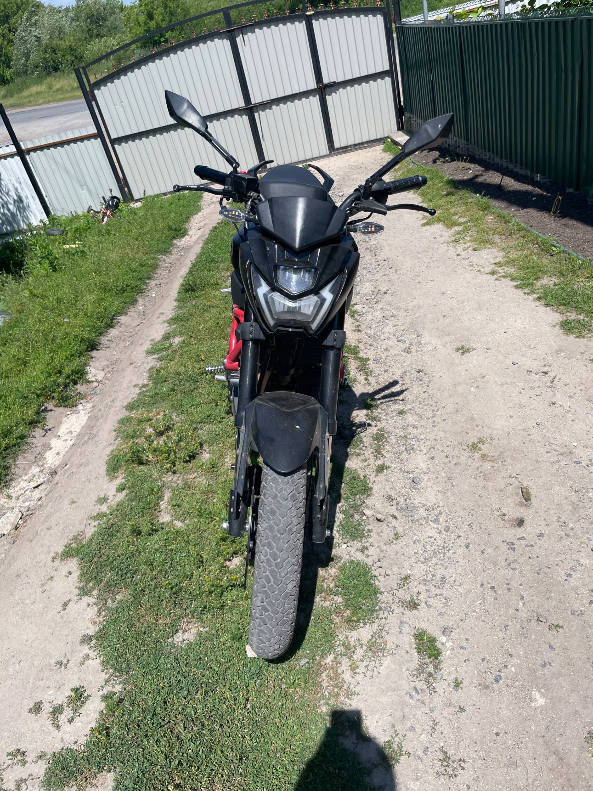 Продам Lifan sr200