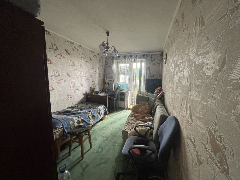 Продам 3-к квартиру в центрі міста