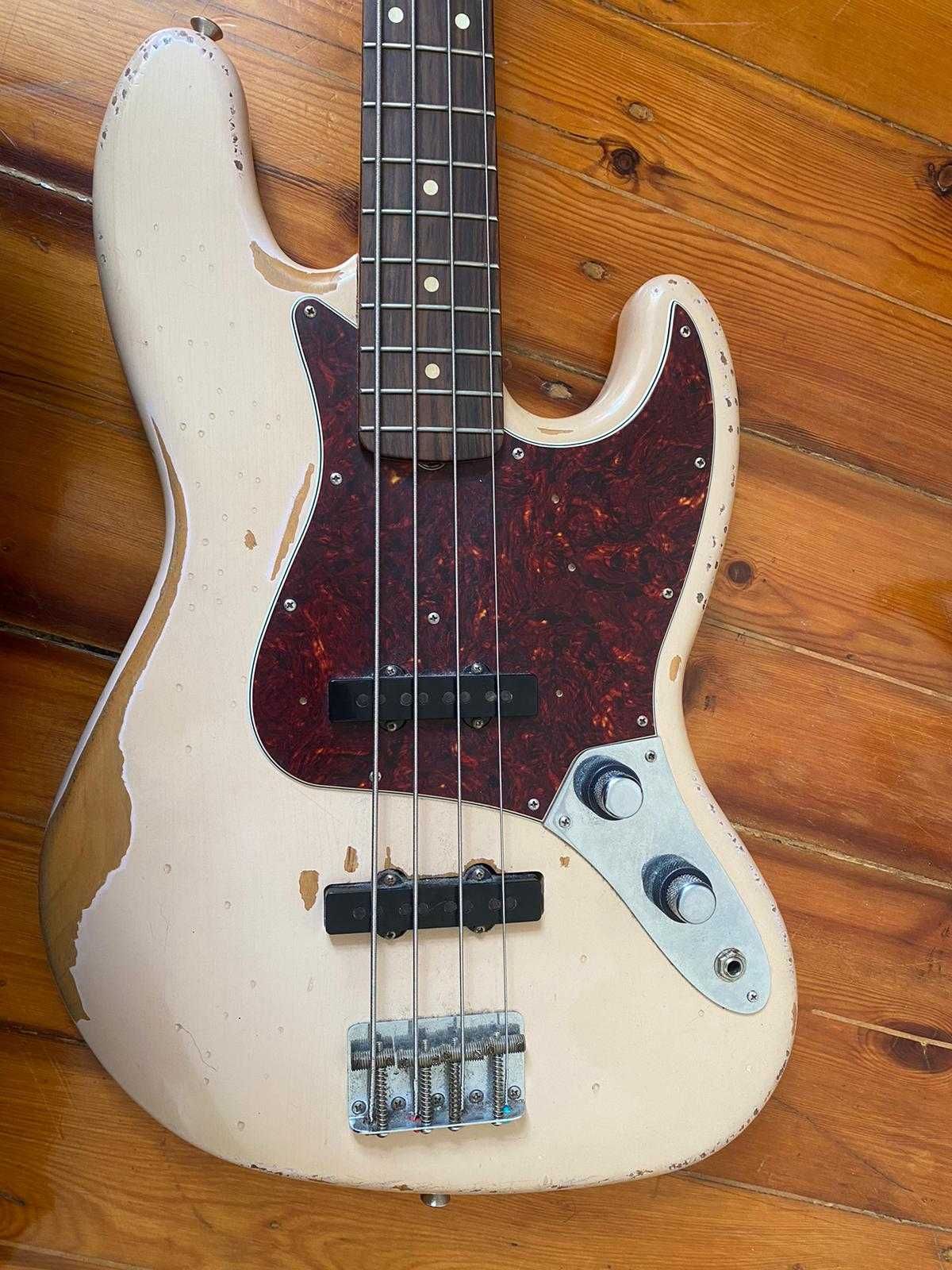 Fender Flea Jazz Bass