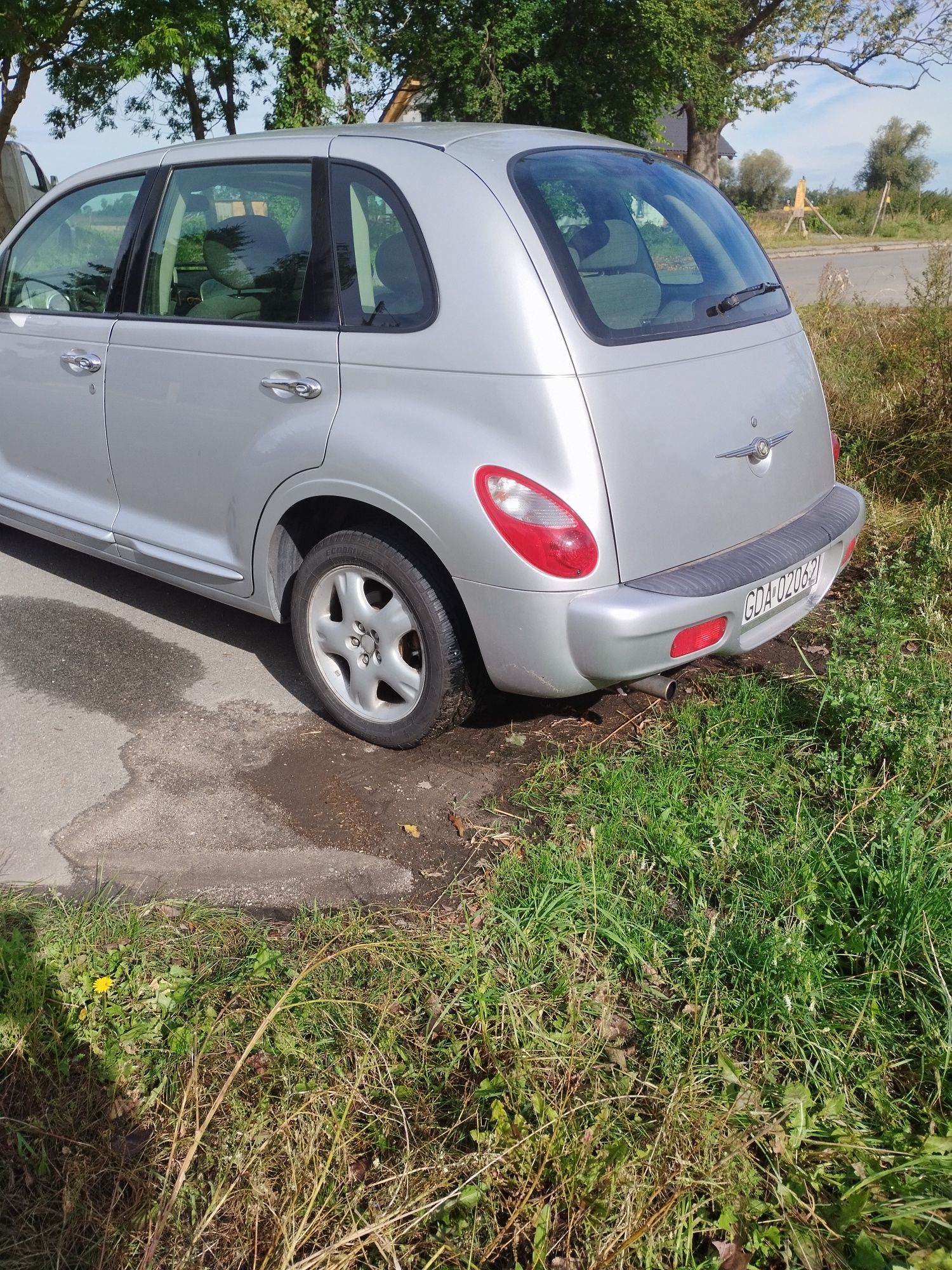Chrysler pt cruiser rok 2002 poj 1600 benzyna ładny i zadbany