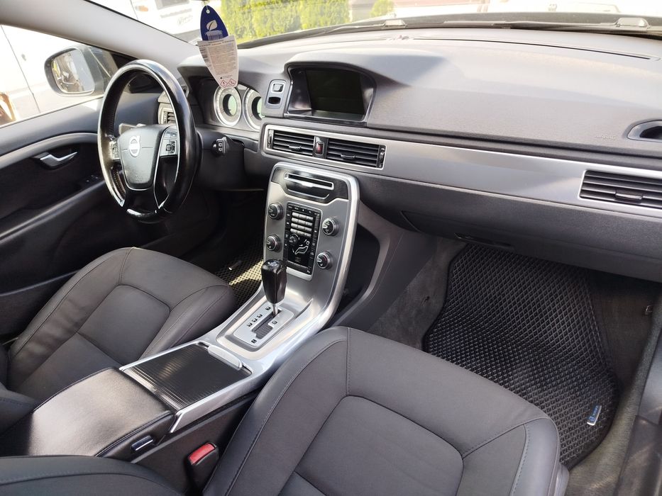 Volvo V70  2,4 D5.  4x4