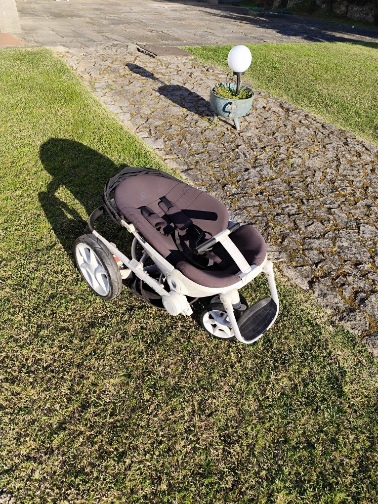 Quinny mood baby car