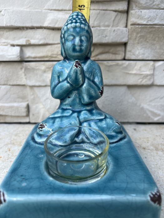 Home&you modlący sie ceramiczny Budda swiecznik