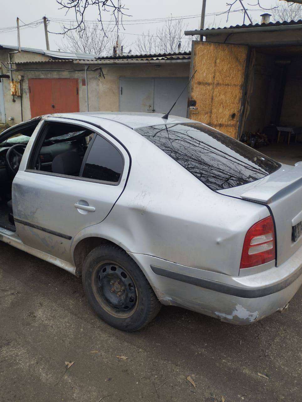 Шкода Октавия 1.8 vts