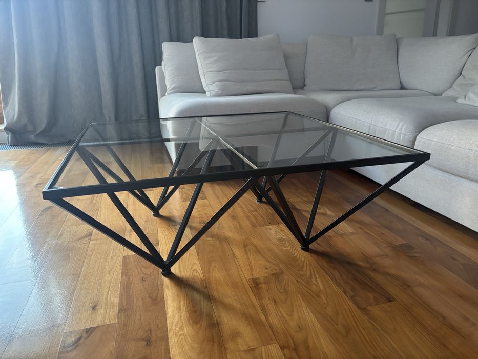 stolik kawowy nowoczesny design