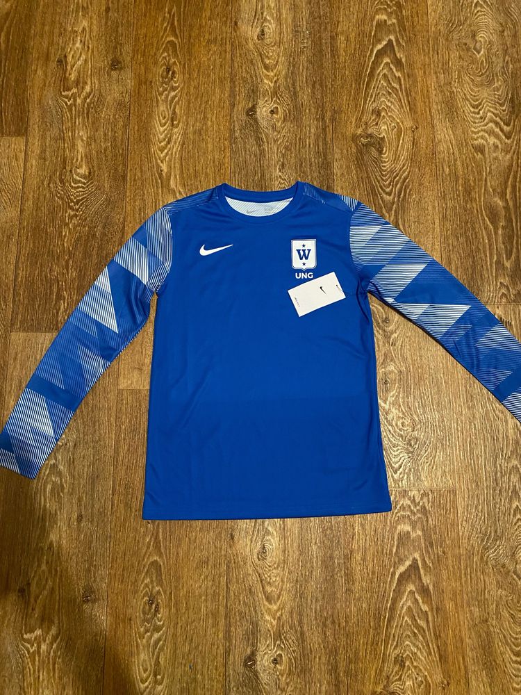 Спортивная кофта Nike
